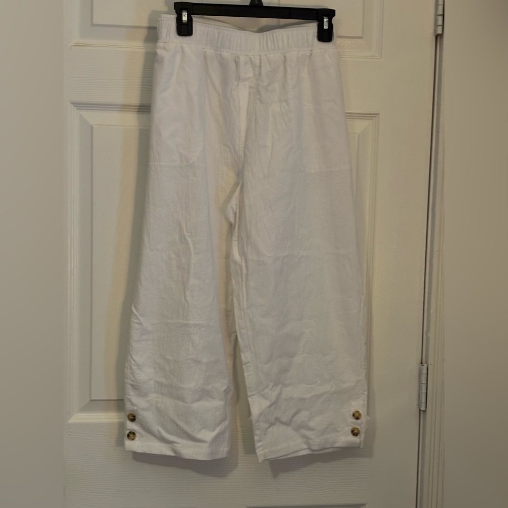 White Capris with Relaxed Fit